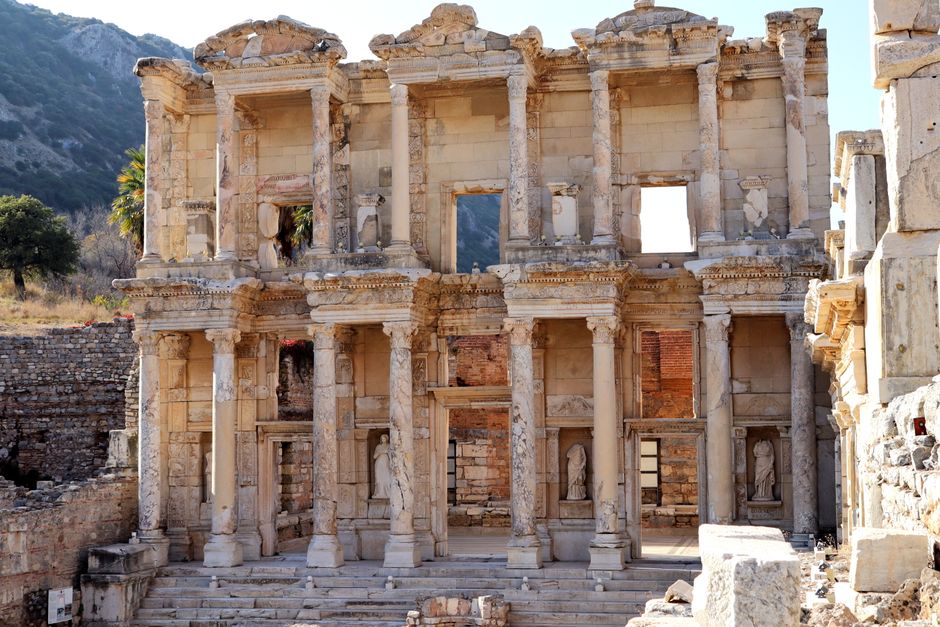 Discover Ancient Wonders and Historic Sites Around the World