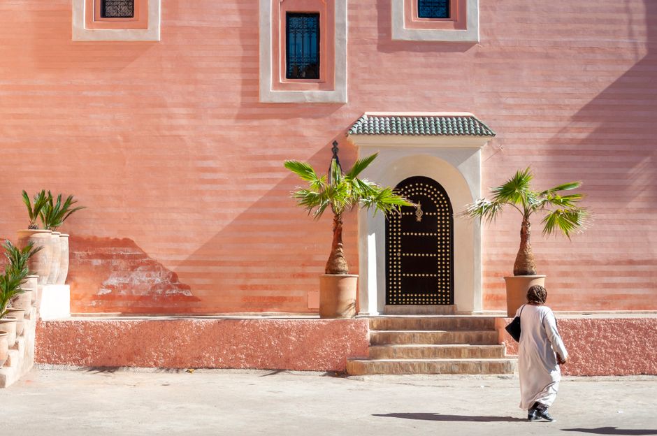 Discover Extraordinary Destinations Beyond Typical Tourist Spots featured