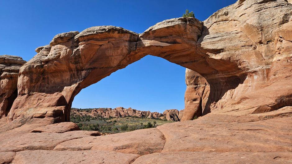 Discover Spectacular National Parks Across Different Countries featured
