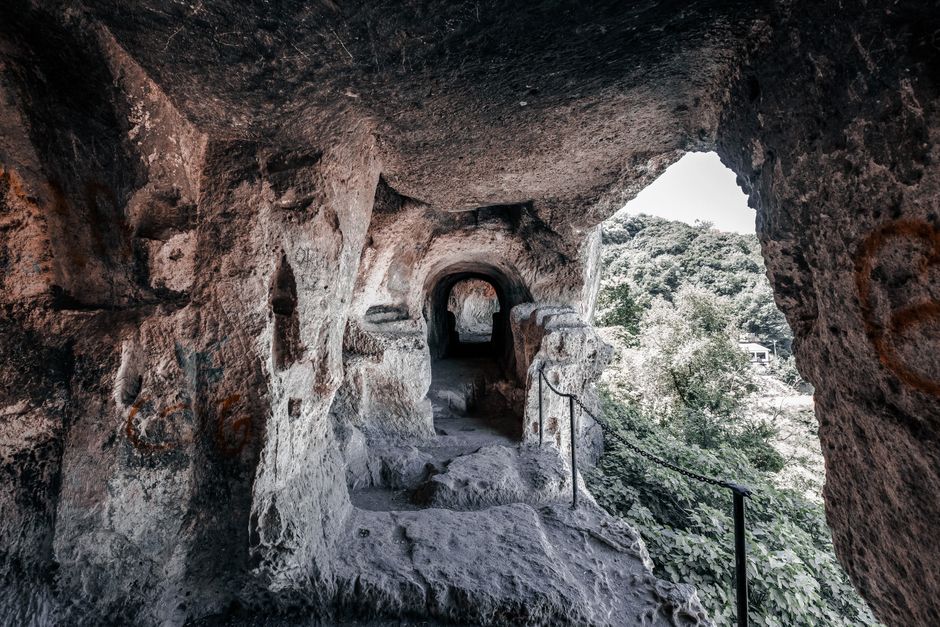 Exploring Beautiful Regions Rich in History and Natural Wonders