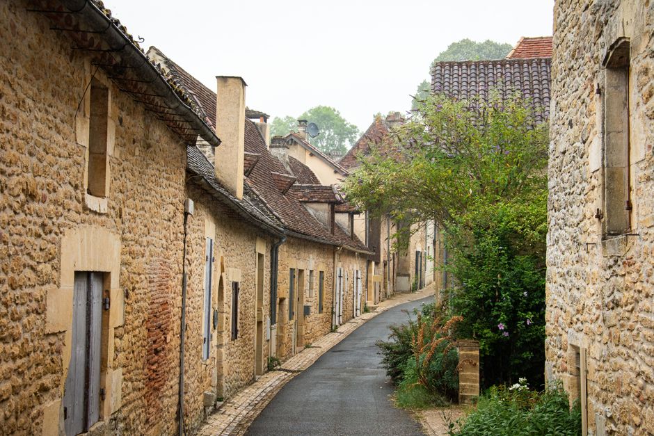 Exploring Charming Villages With Incredible Travel Experiences