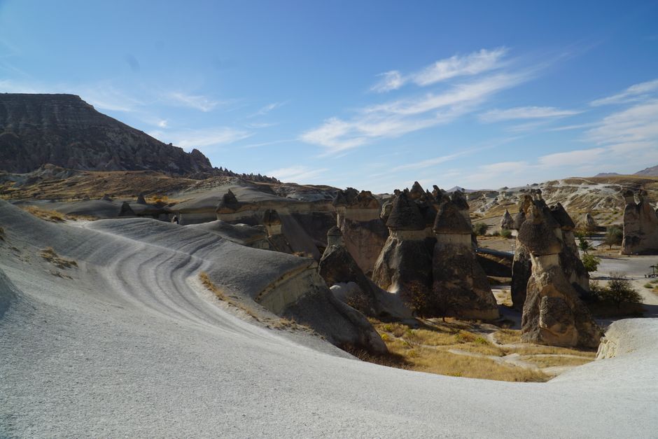 Stunning Places Around the World That Feel Like Another Planet featured