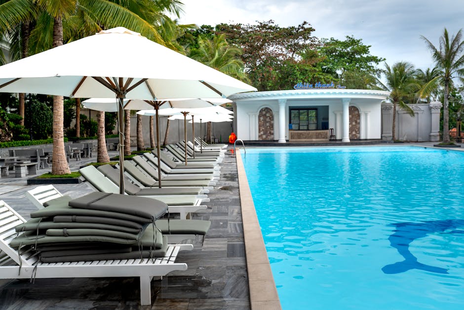 Travel Destinations That Combine Luxury Comfort and Adventure