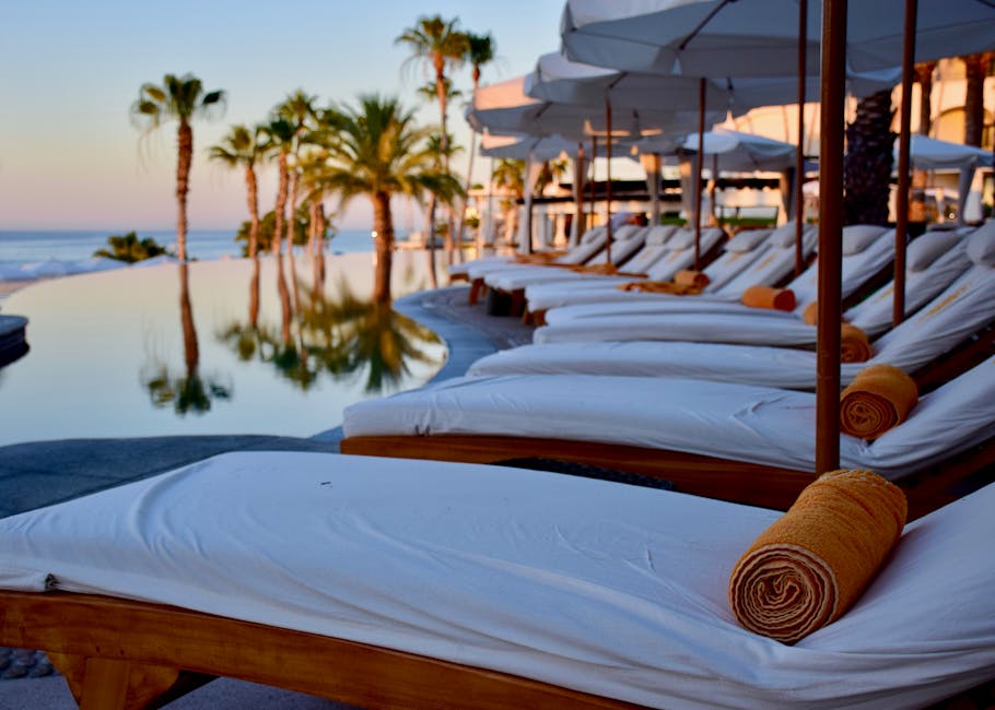 Travel Destinations That Combine Luxury Comfort and Adventure